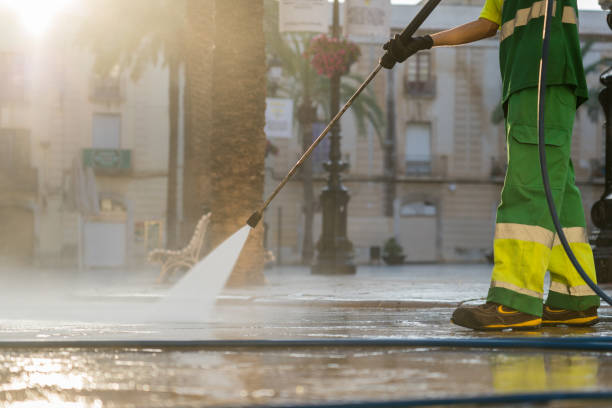 Best Driveway Pressure Washing  in Malakoff, TX